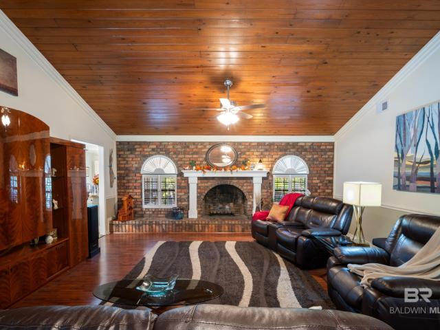 House for sale in Monroeville, Alabama