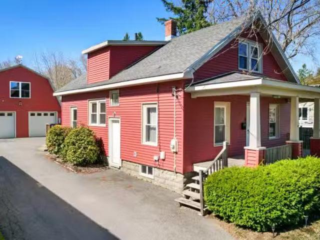 House for sale in Bangor House for sale in Bangor