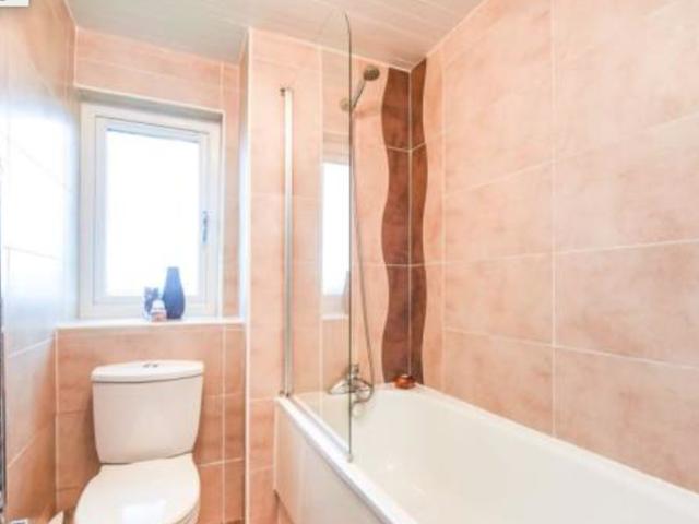 House for rent in Linwood, Scotland