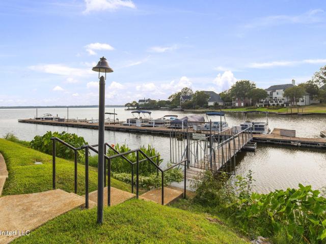 Condo for sale in Ridgeland, Mississippi