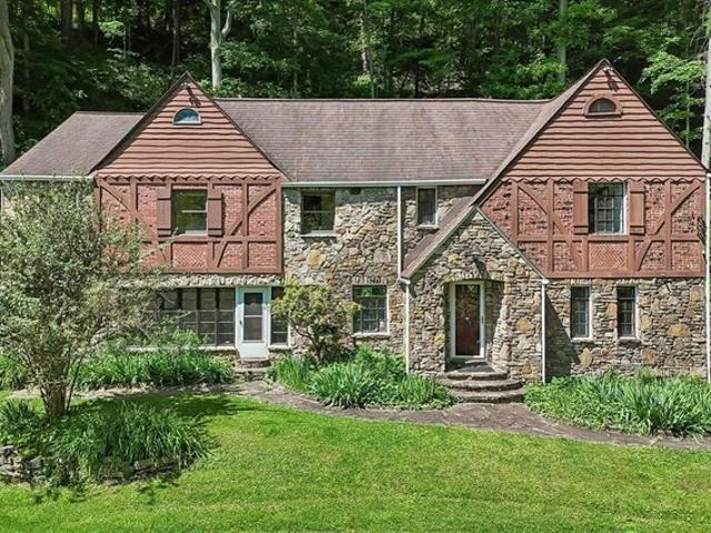 House for sale in Monroeville, Pennsylvania