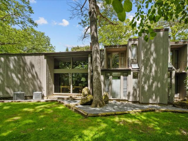 House for sale in Lake Forest, Illinois
