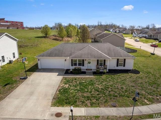 House for sale in Jackson, Missouri