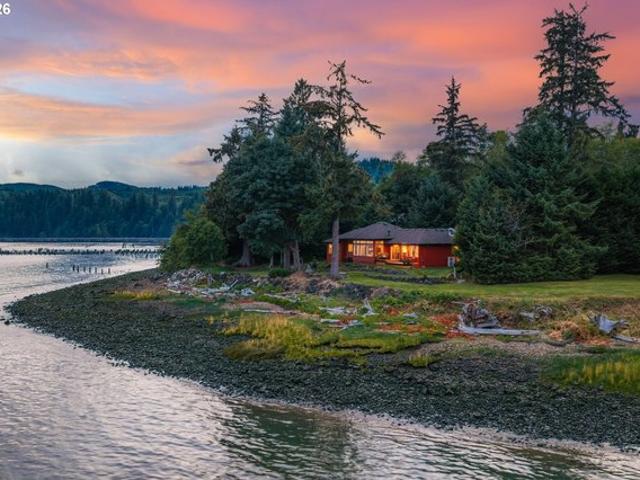 House for sale in Naselle, Washington