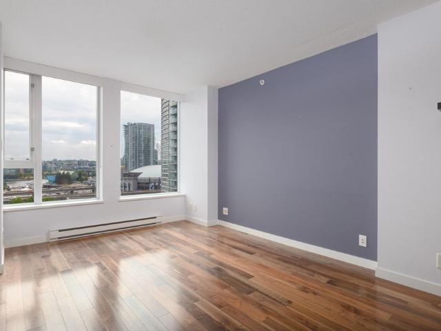 Apartment for rent in Vancouver, British Columbia