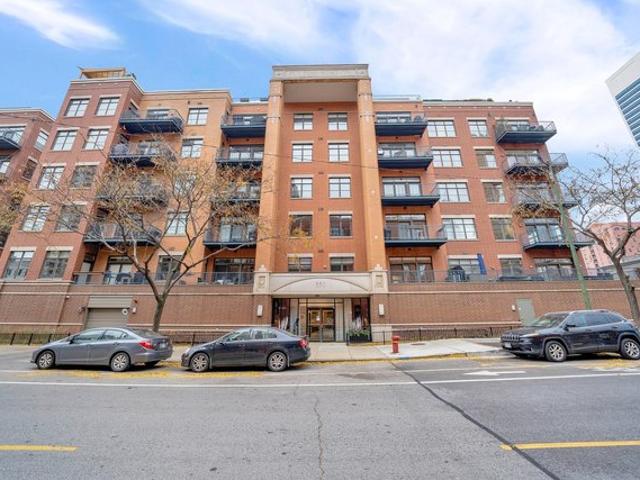 Condo for sale in Chicago Park, Illinois