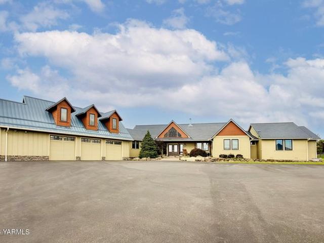 House for sale in Yakima, Washington