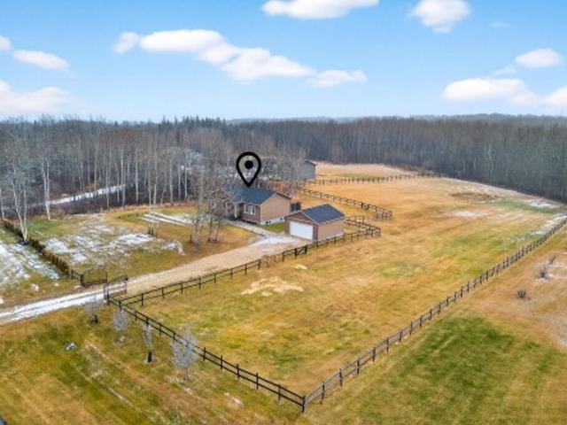 House for sale in Alberta
