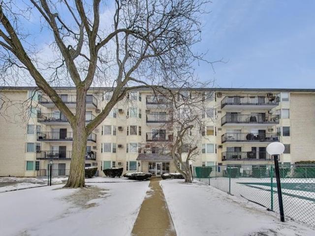 Condo for sale in Morton Grove, Illinois