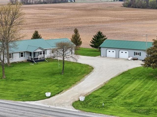 House for sale in Warren, Indiana