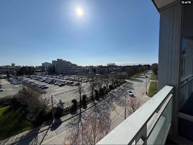 Apartment for rent in Oval Village, Richmond
