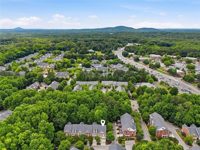 Townhouse for sale in Roswell, Georgia