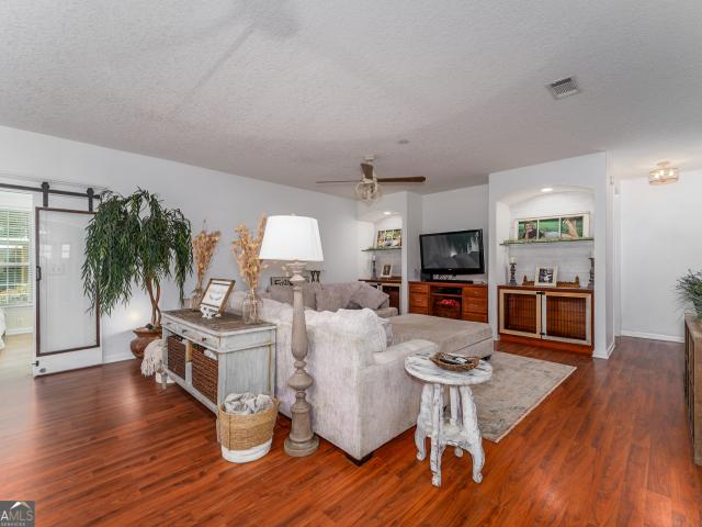 House for sale in Pierce, Georgia