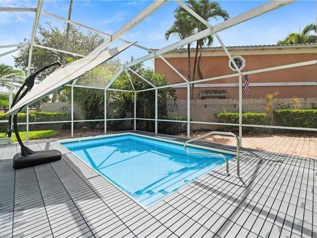 Townhouse for sale in Naples, Florida