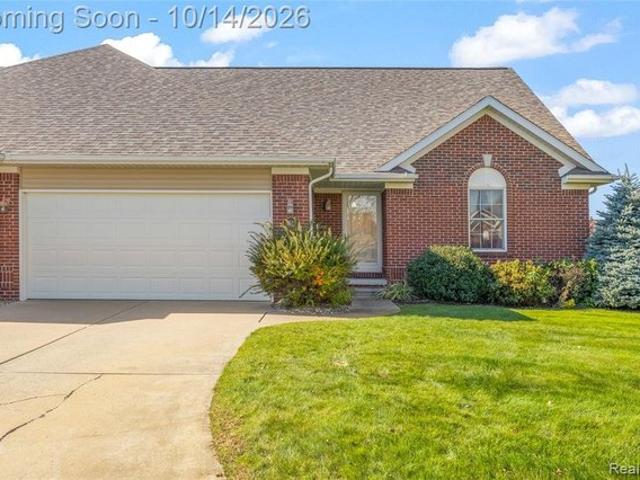 Condo for sale in Fenton, Genesee County