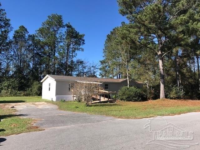 House for sale in Pace, Florida