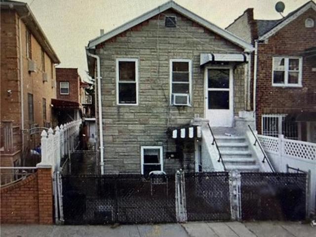 House for sale in Arverne, New York