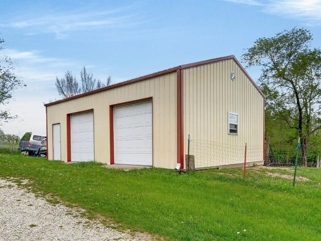 Land for sale in Chariton, Iowa