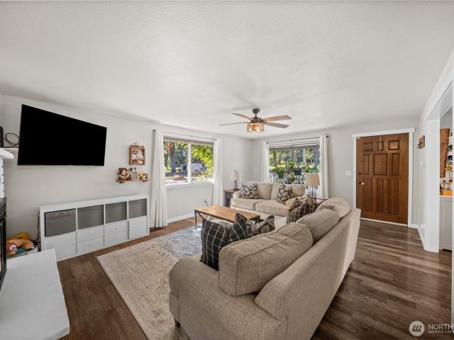 House for sale in Thurston, Washington