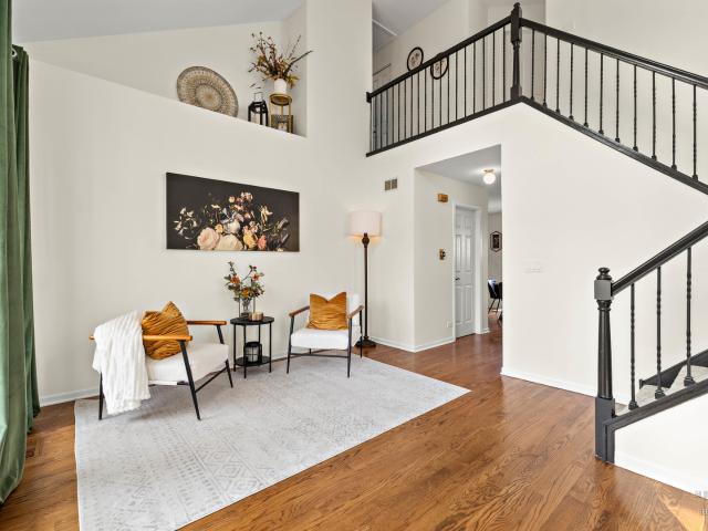 House for sale in Mchenry, Illinois