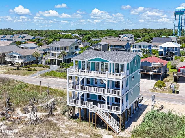 House for sale in Oak Island, North Carolina