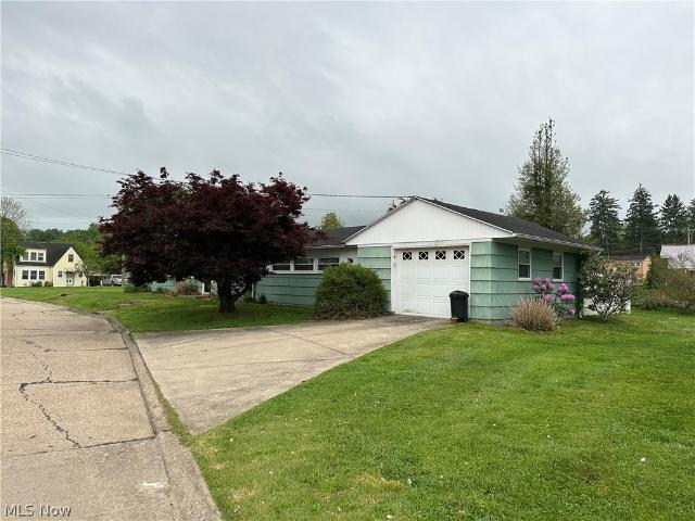 House for sale in Vienna, West Virginia