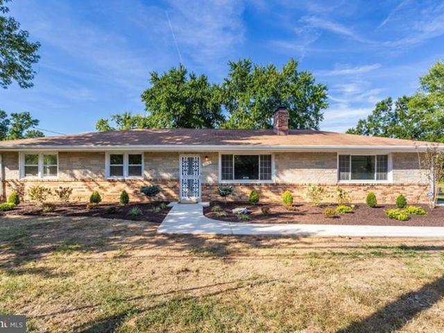 House for sale in Temple Hills, Maryland
