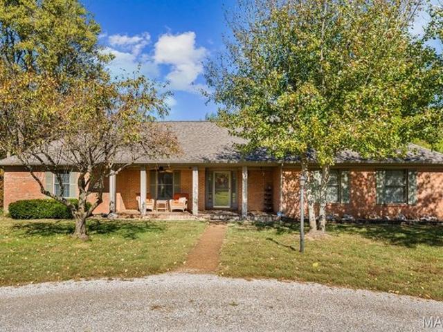House for sale in Millstadt, Illinois