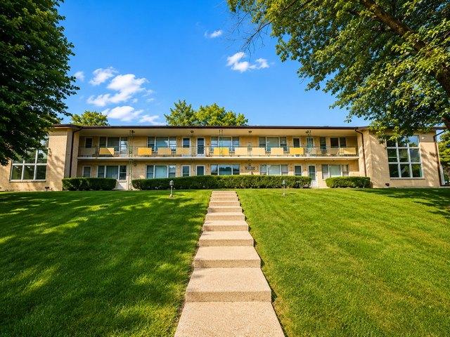 House for sale in Westmont, Illinois