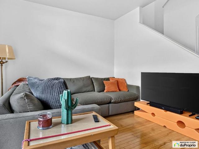 Apartment for rent in Le Plateau-Mont-Royal, Montréal