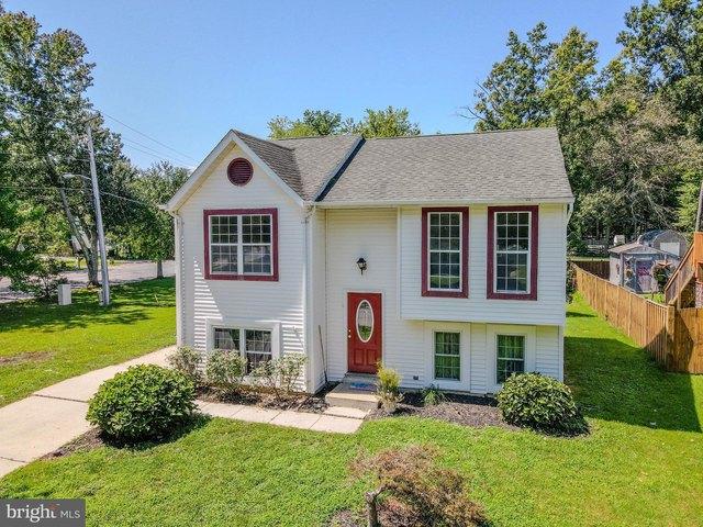 House for sale in Churchton, Maryland