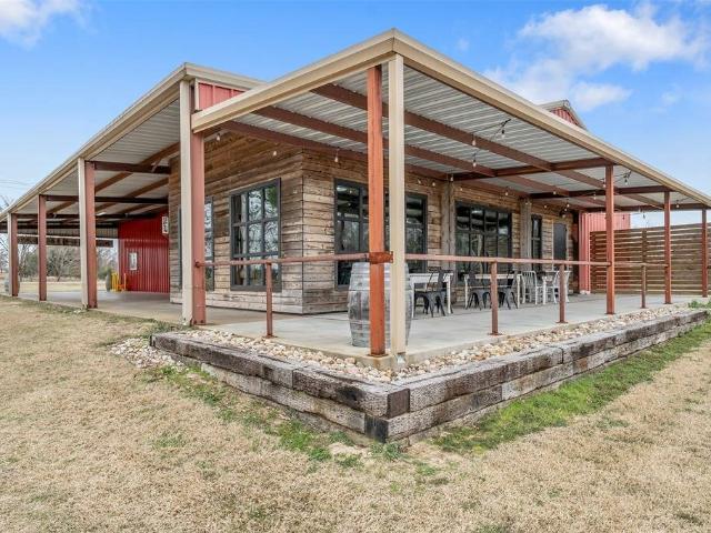 House for sale in Canton