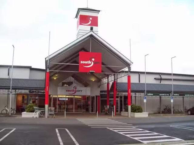 House for rent in Christchurch Central, Linwood-Central-Heathcote Community