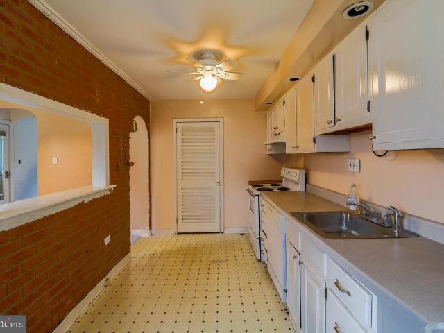 Townhouse for sale in Delco, Pennsylvania
