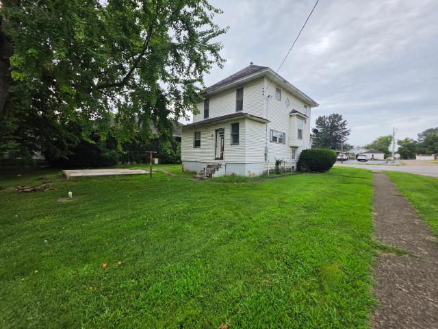 House for sale in Bridgeport, Illinois