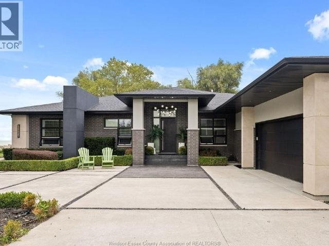 House for sale in Lakeshore, Ontario