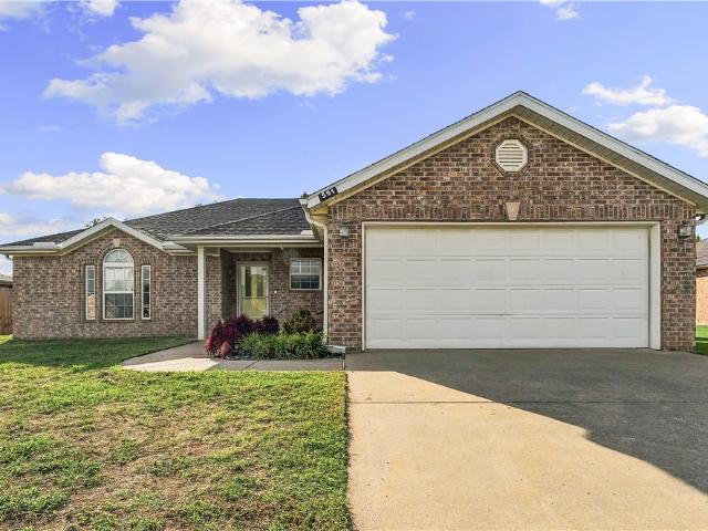 House for sale in Centerton, Benton County