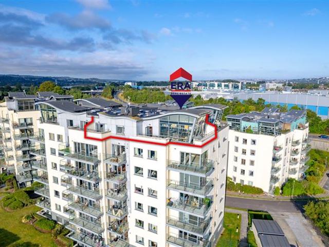 Flat for sale in Blackrock