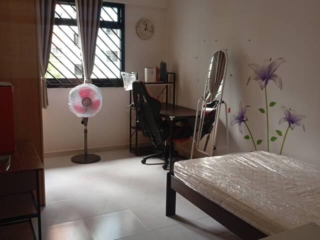Condominium for rent in 23 North West