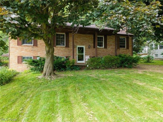 House for sale in Summit, Ohio