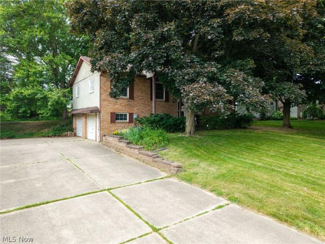 House for sale in Summit, Ohio