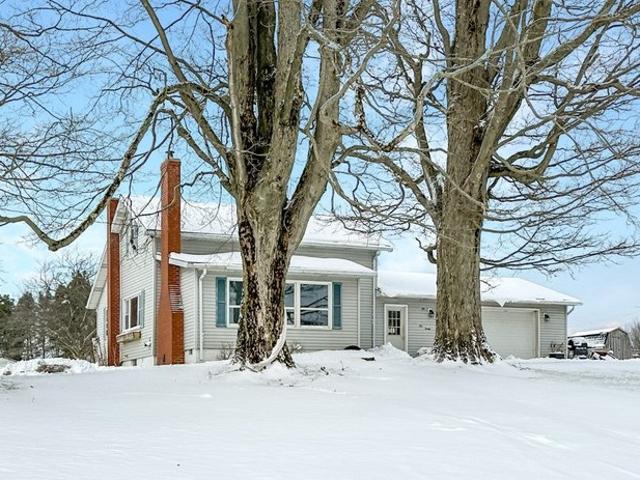 House for sale in Edinboro, Pennsylvania