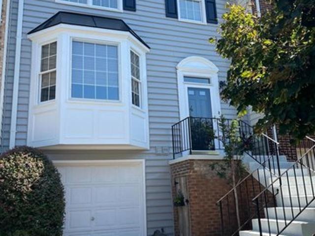 Townhouse for sale in Centreville, Fairfax County