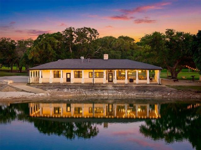 Farm for sale in Wallis, Texas