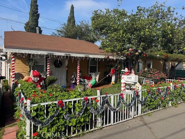 House for sale in Bell Gardens, California