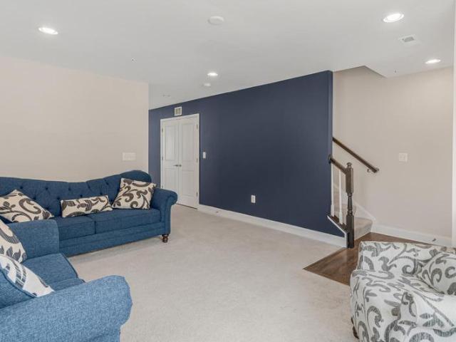 Townhouse for sale in Waldorf, Maryland