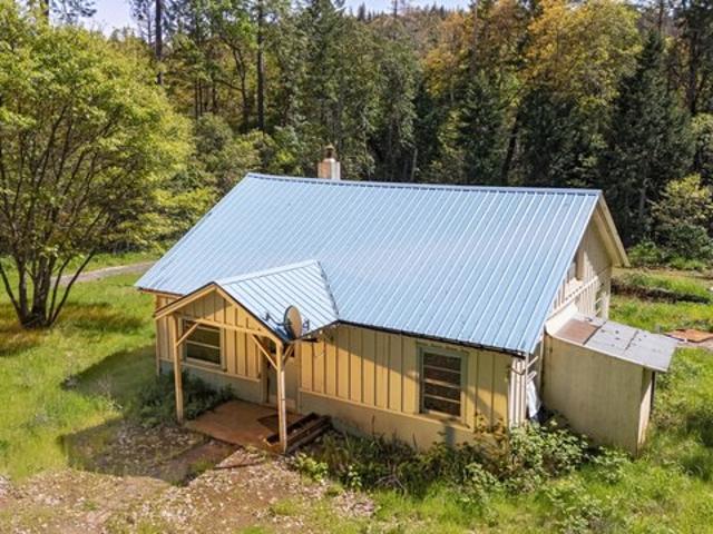 House for sale in Oregonia