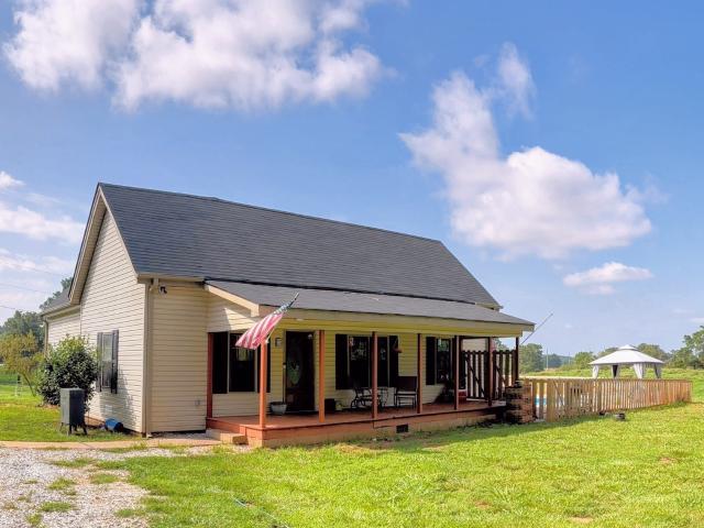 House for sale in Carnesville, Georgia