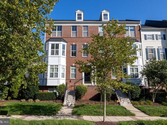 Condo for sale in Suitland, Maryland