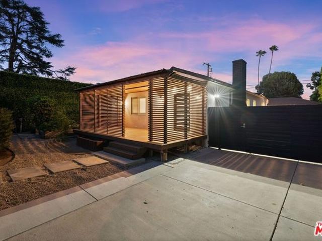 House for sale in Sherman Oaks Neighborhood Council District, Canoga Park